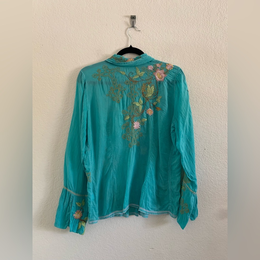 Johnny Was Embroidered Long Sleeve Button Front Shirt Size Large Bohemian - Picture 2 of 9